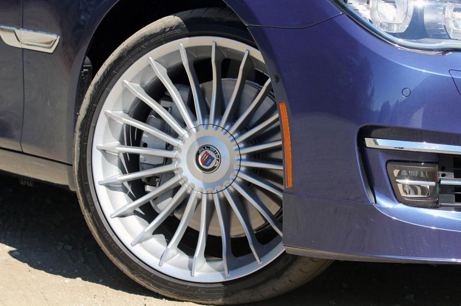 Колеса Alpina B7 Bi-Turbo (F01) 2012 года  (фото 51 из 80)